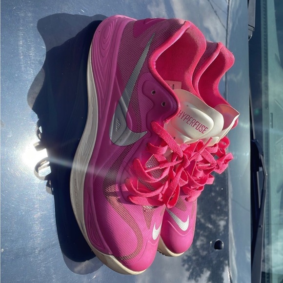 Nike Hyperfuse Sneakers - Picture 3 of 5